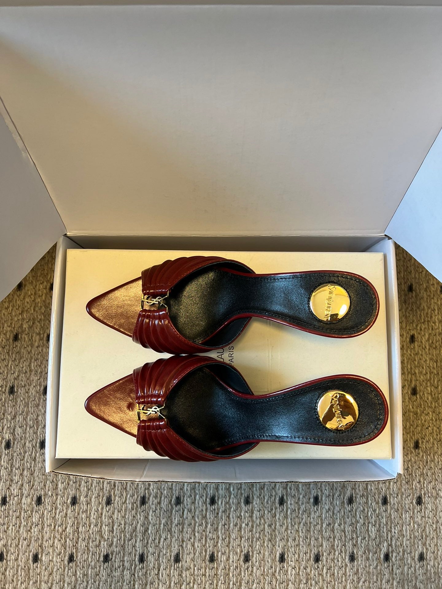 Saint Laurent Pleated Pointed-Toe Mules – 26SS