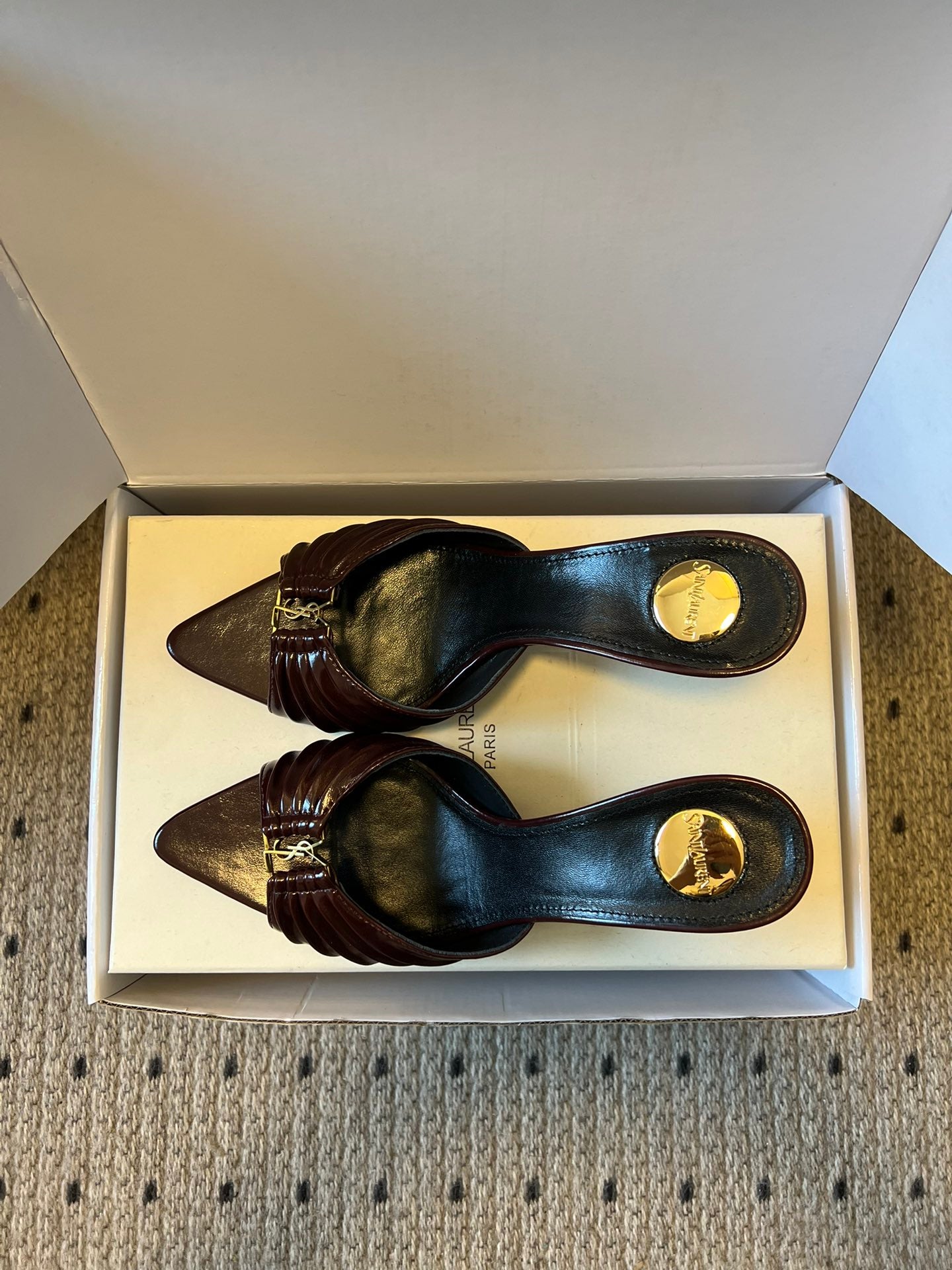 Saint Laurent Pleated Pointed-Toe Mules – 26SS