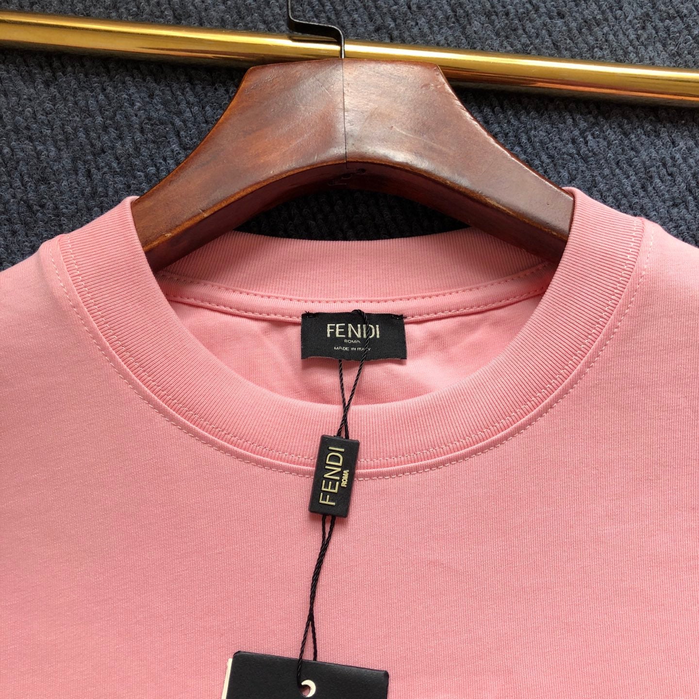 Fendi Letter Embroidery Crewneck T-Shirt – 2026SS
