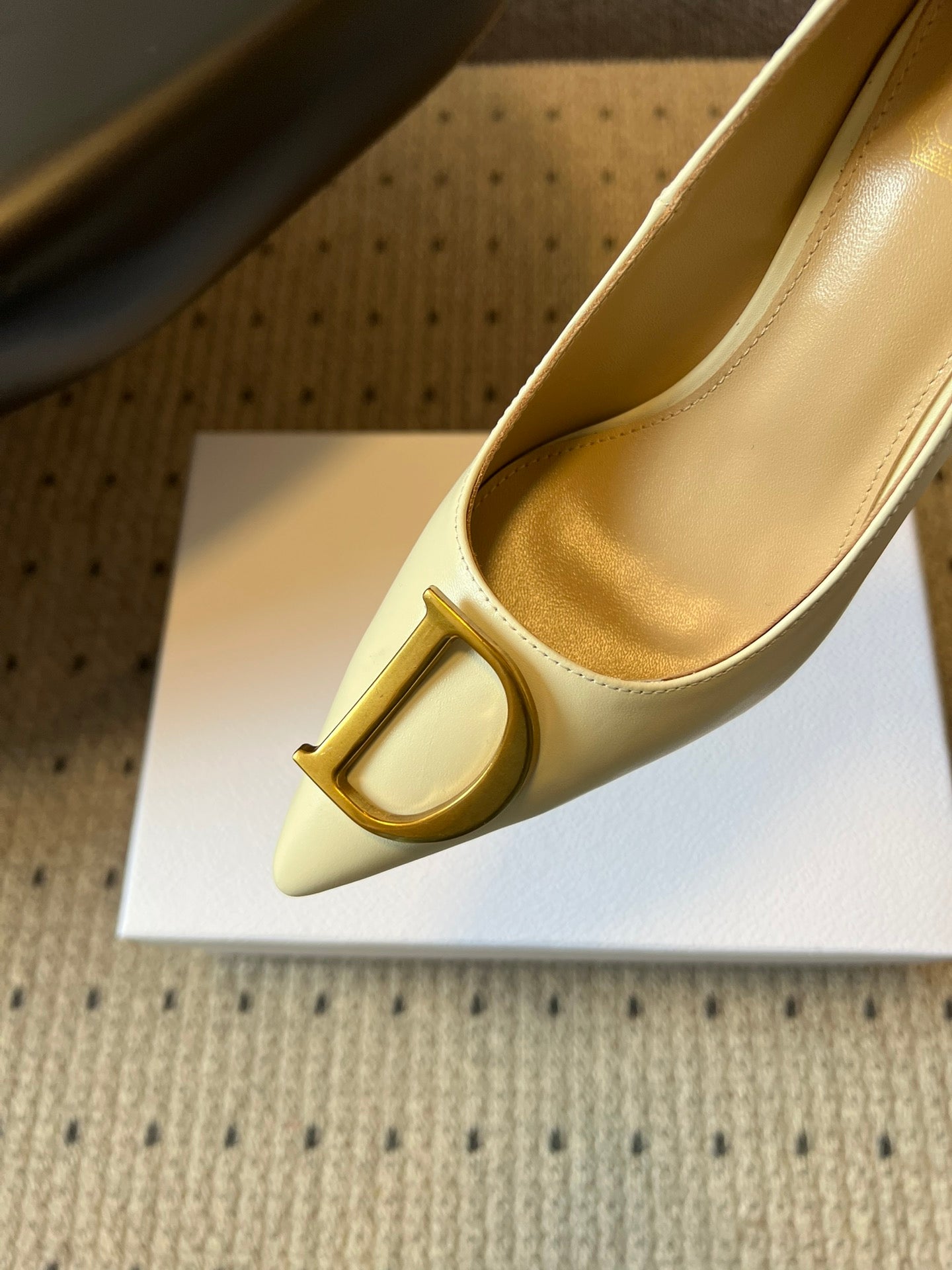 Dior Vintage Pointed-Toe Stiletto Pumps – 26SS
