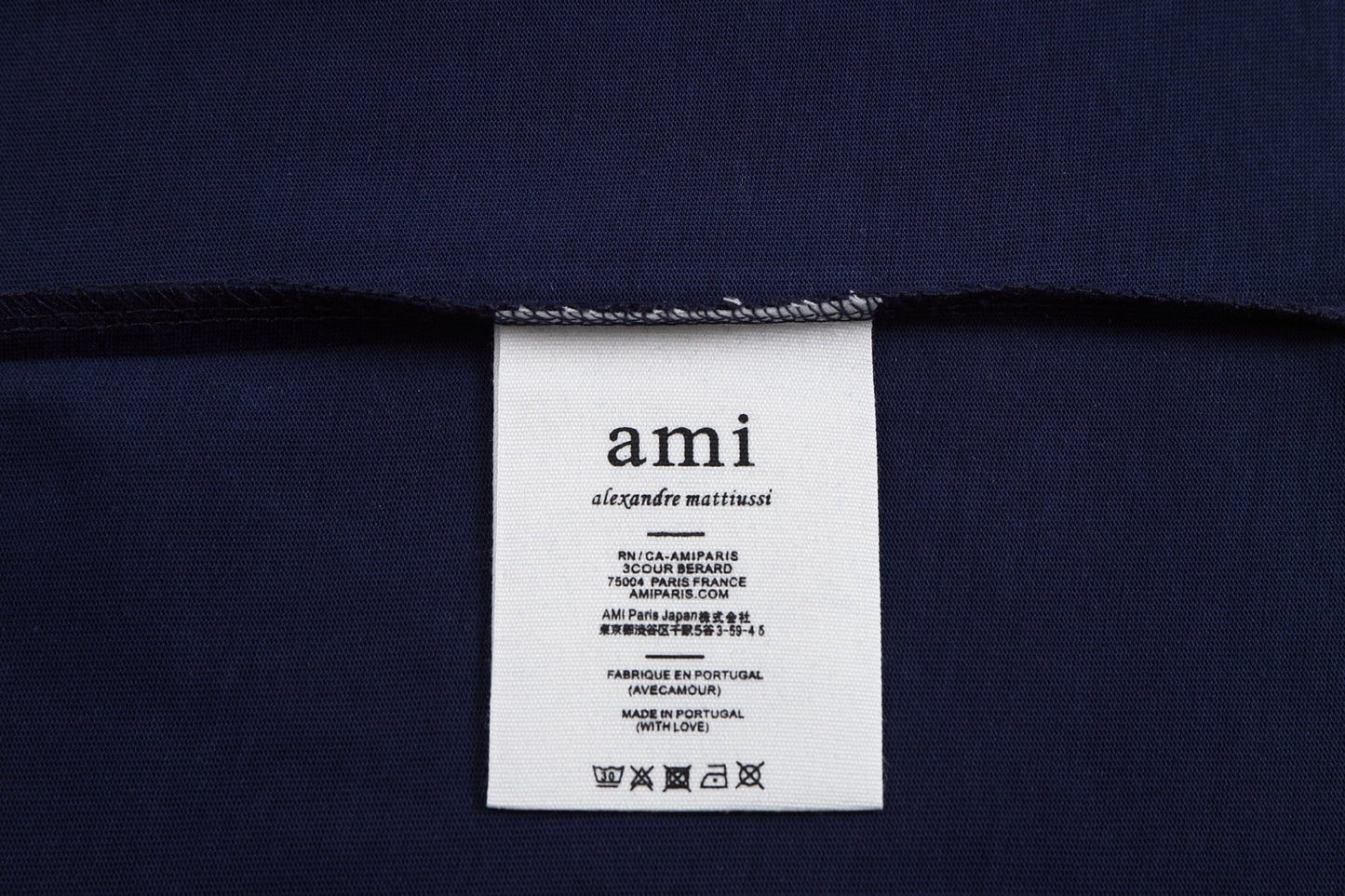 AMI Paris Small Heart Embroidered Crewneck T-Shirt – 26SS
