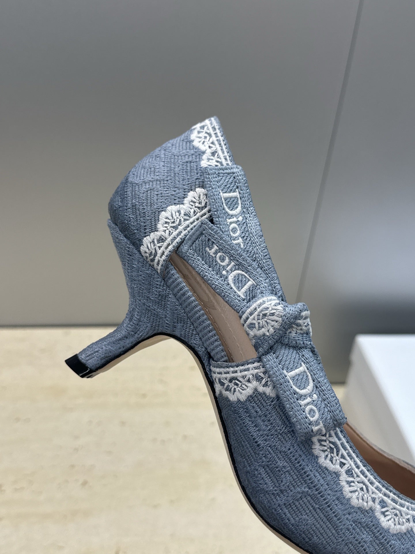 Dior J'Adior Dentelle Jelly Bow Pumps – 2026 Early Spring Collection