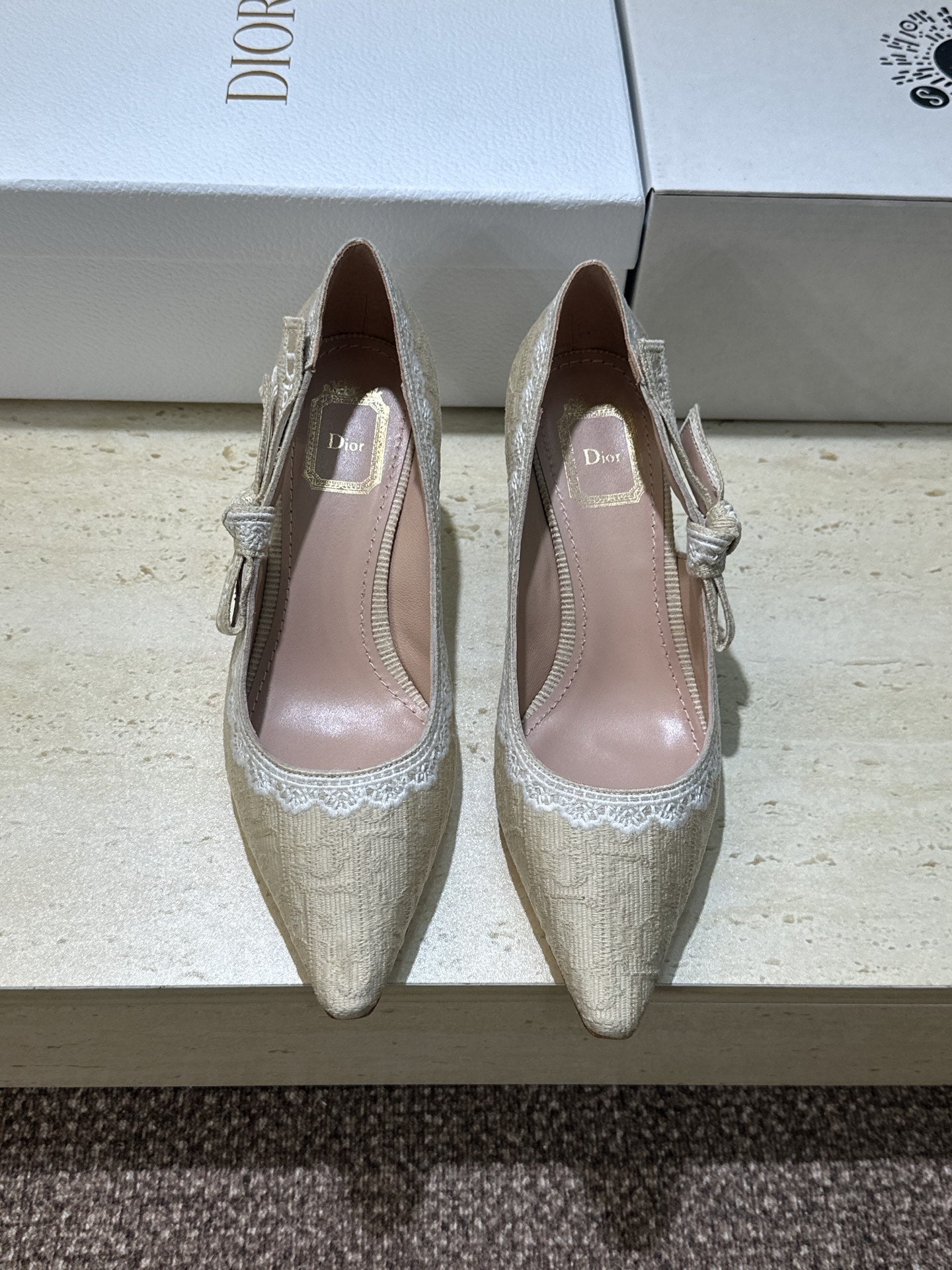 Dior J'Adior Dentelle Jelly Bow Pumps – 2026 Early Spring Collection