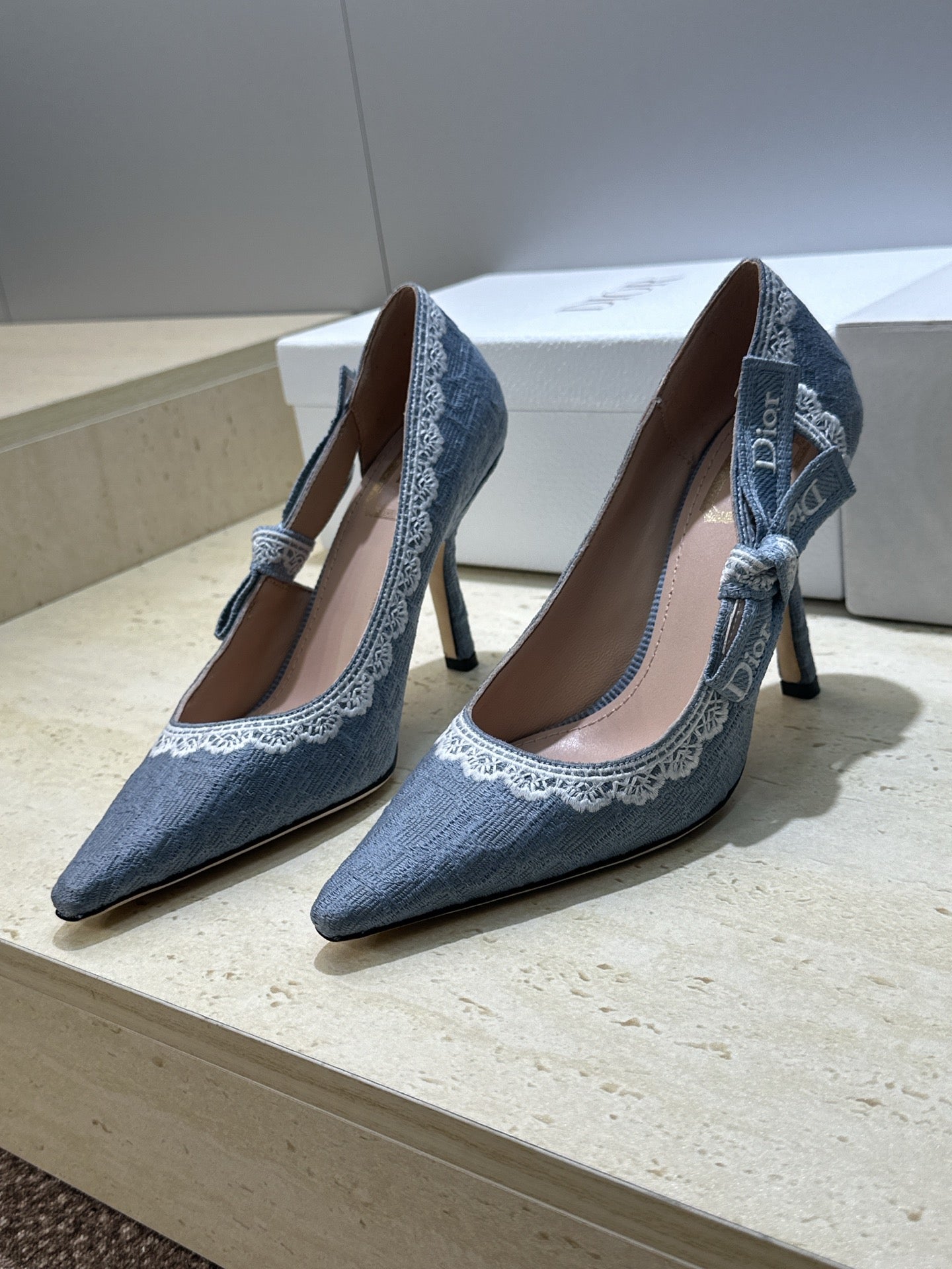 Dior J'Adior Dentelle Jelly Bow Pumps – 2026 Early Spring Collection