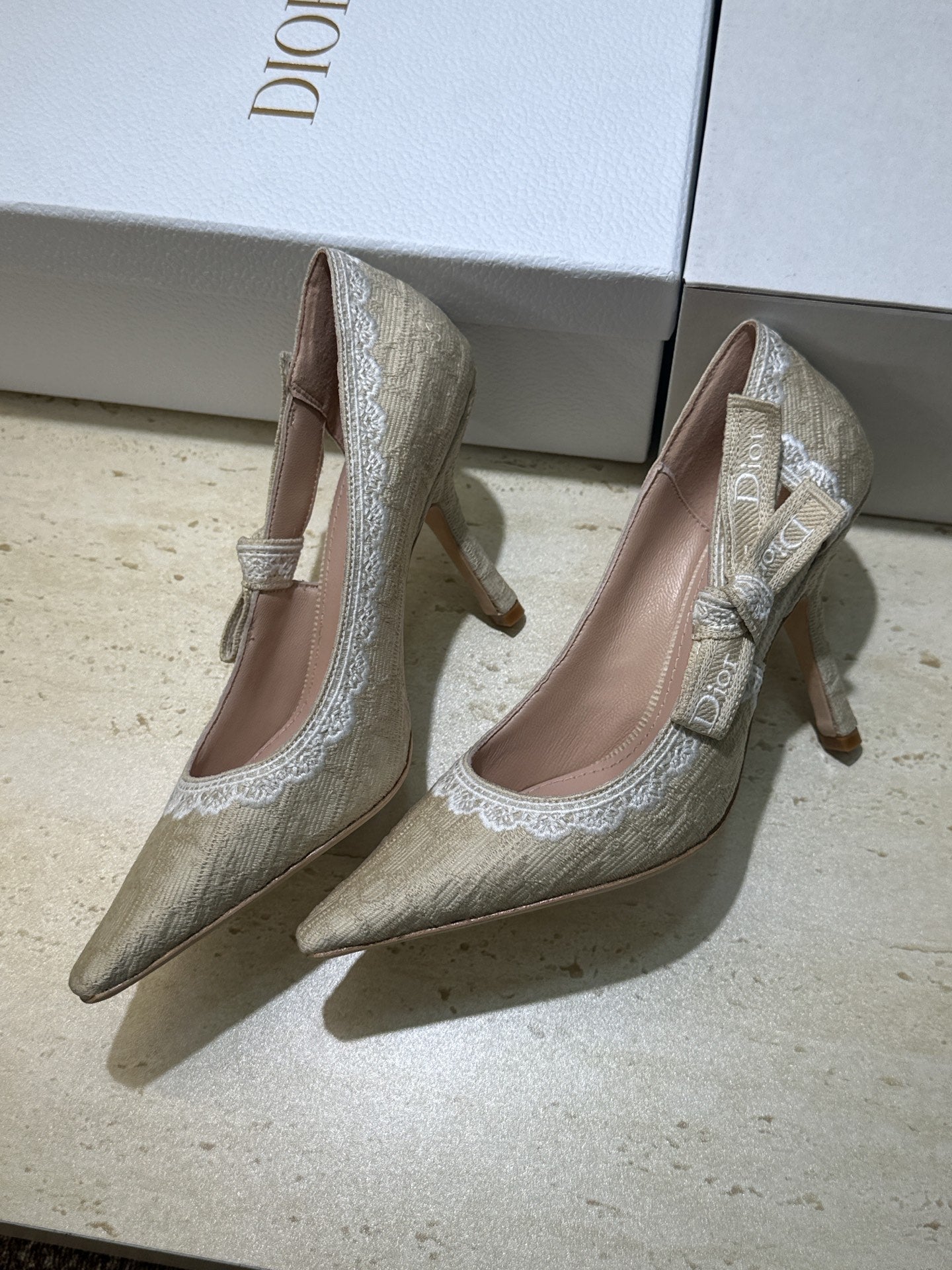 Dior J'Adior Dentelle Jelly Bow Pumps – 2026 Early Spring Collection
