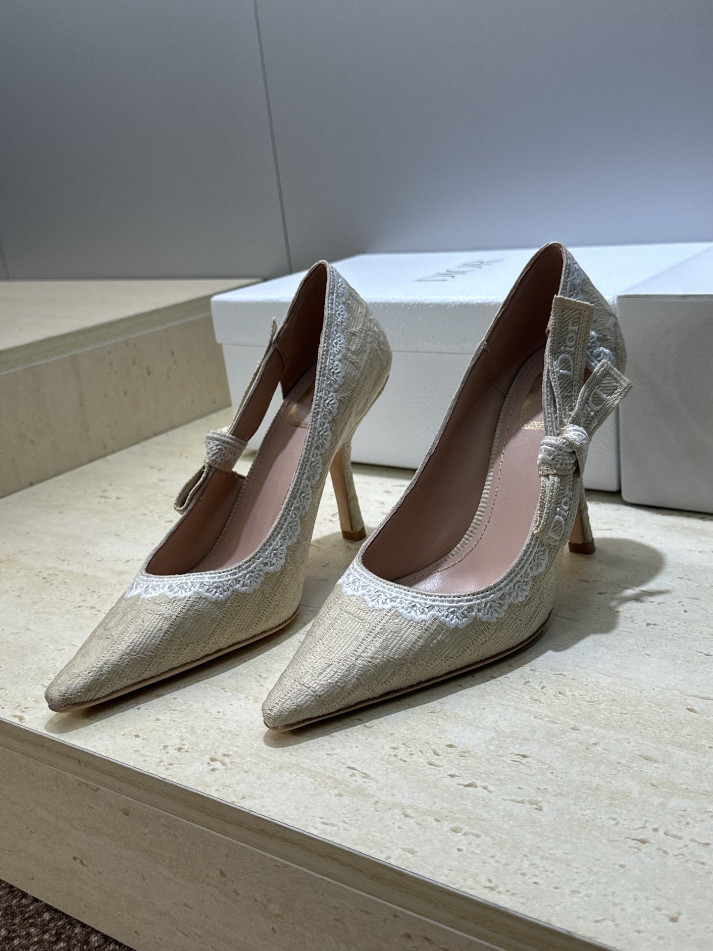 Dior J'Adior Dentelle Jelly Bow Pumps – 2026 Early Spring Collection