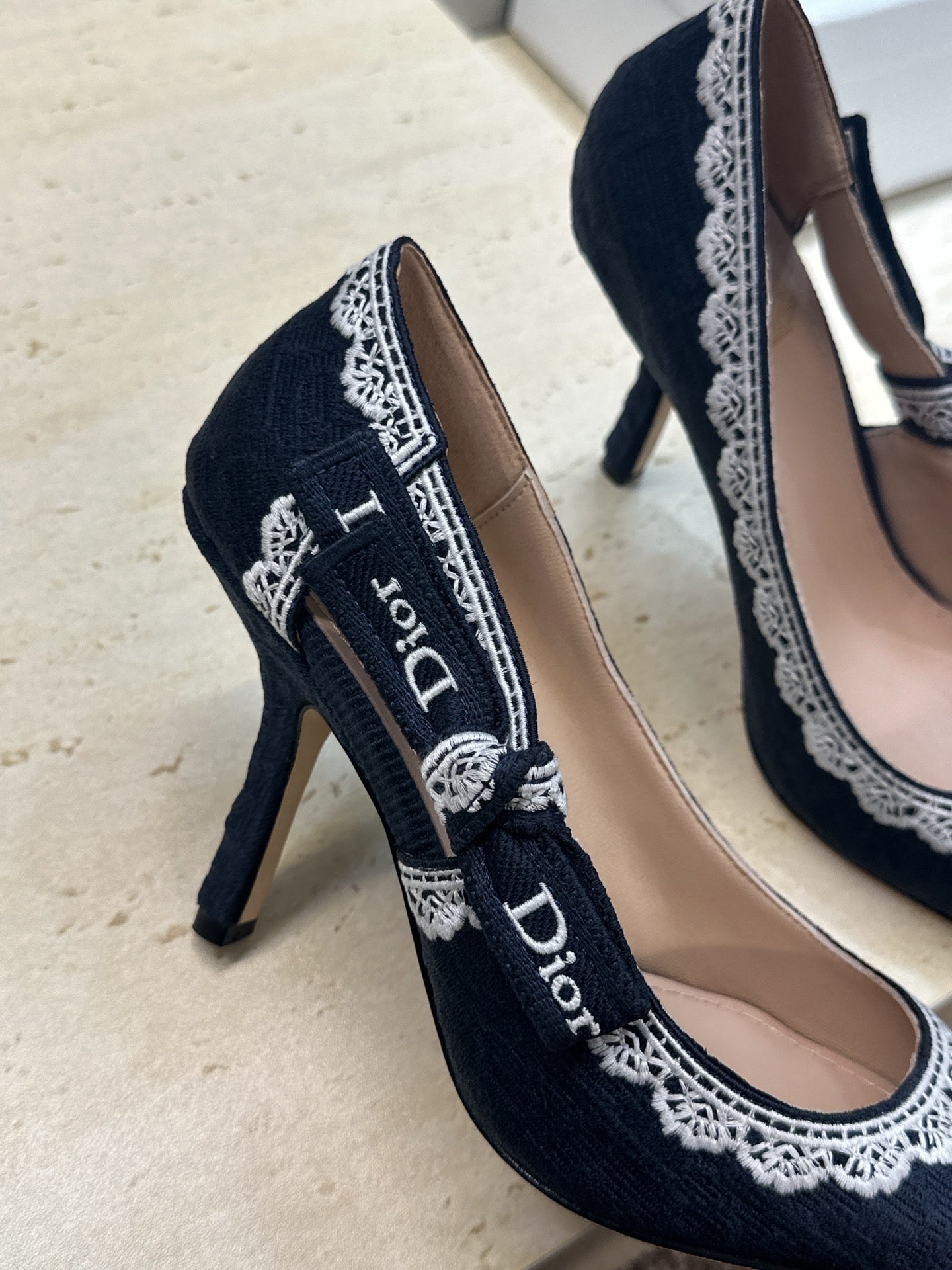 Dior J'Adior Dentelle Jelly Bow Pumps – 2026 Early Spring Collection