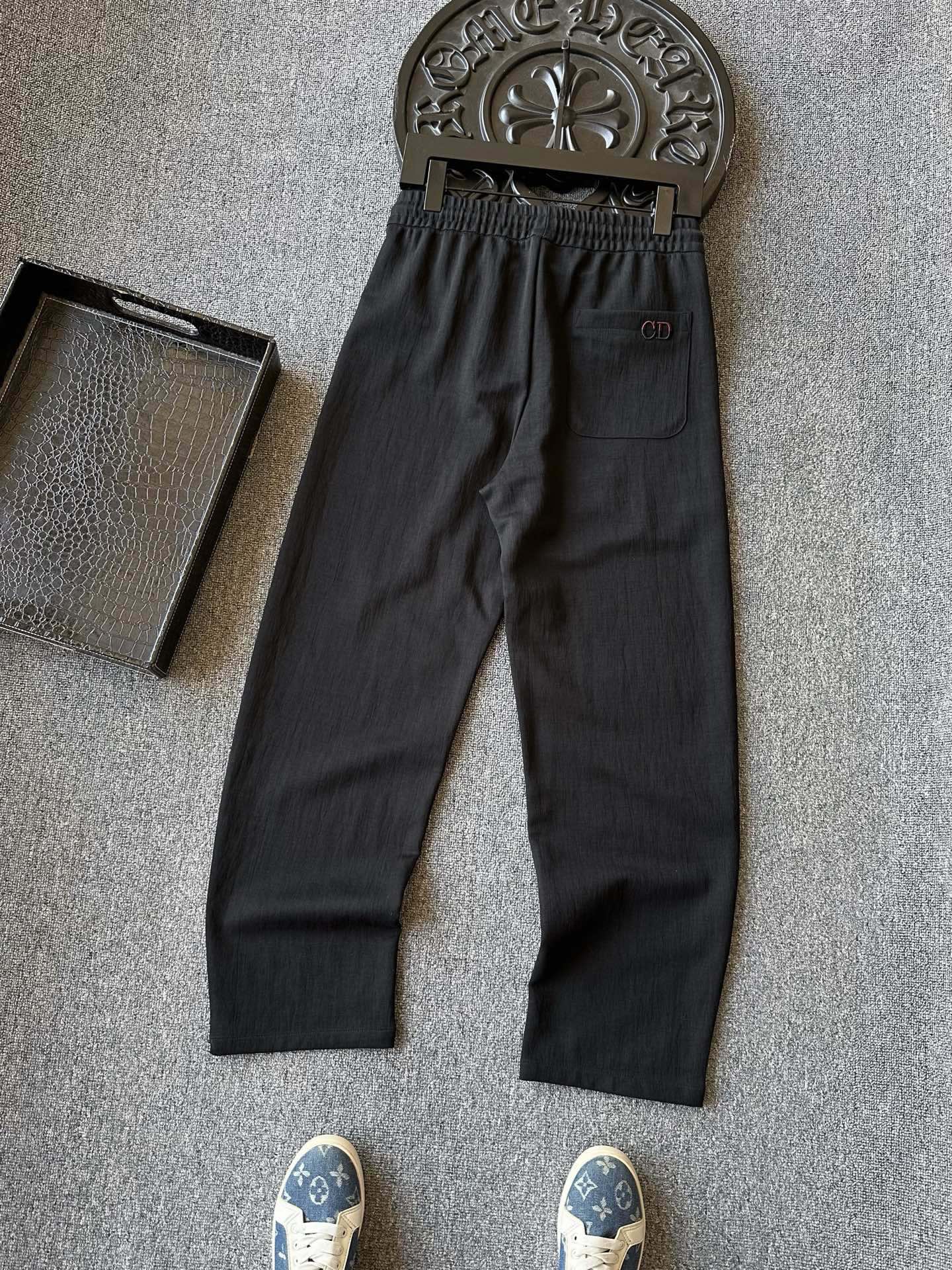 Dior Embroidered CD Lyocell Linen Curved Leg Trousers