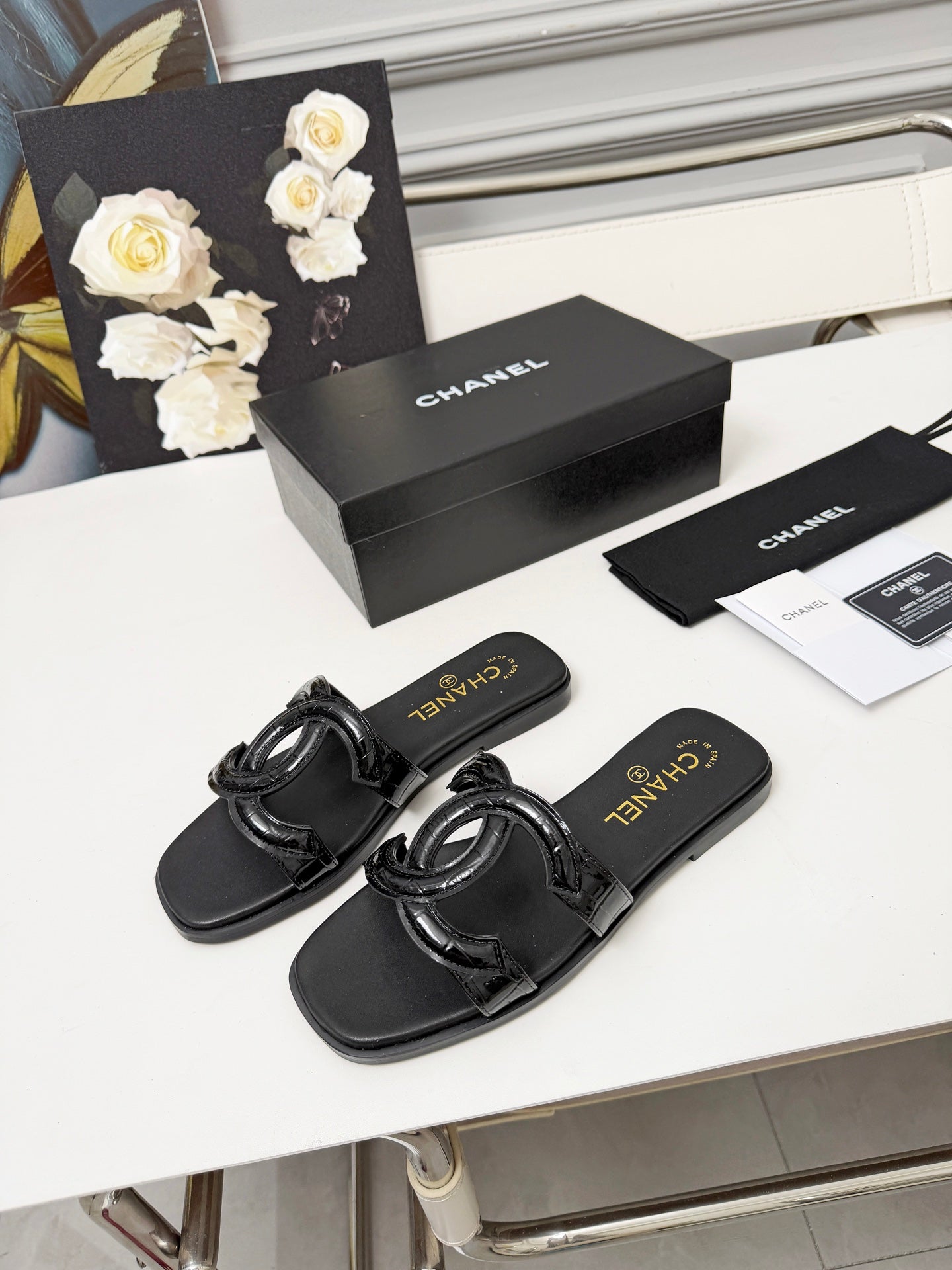 Chanel Double C Stitched Flat Sandals – 26S Collection