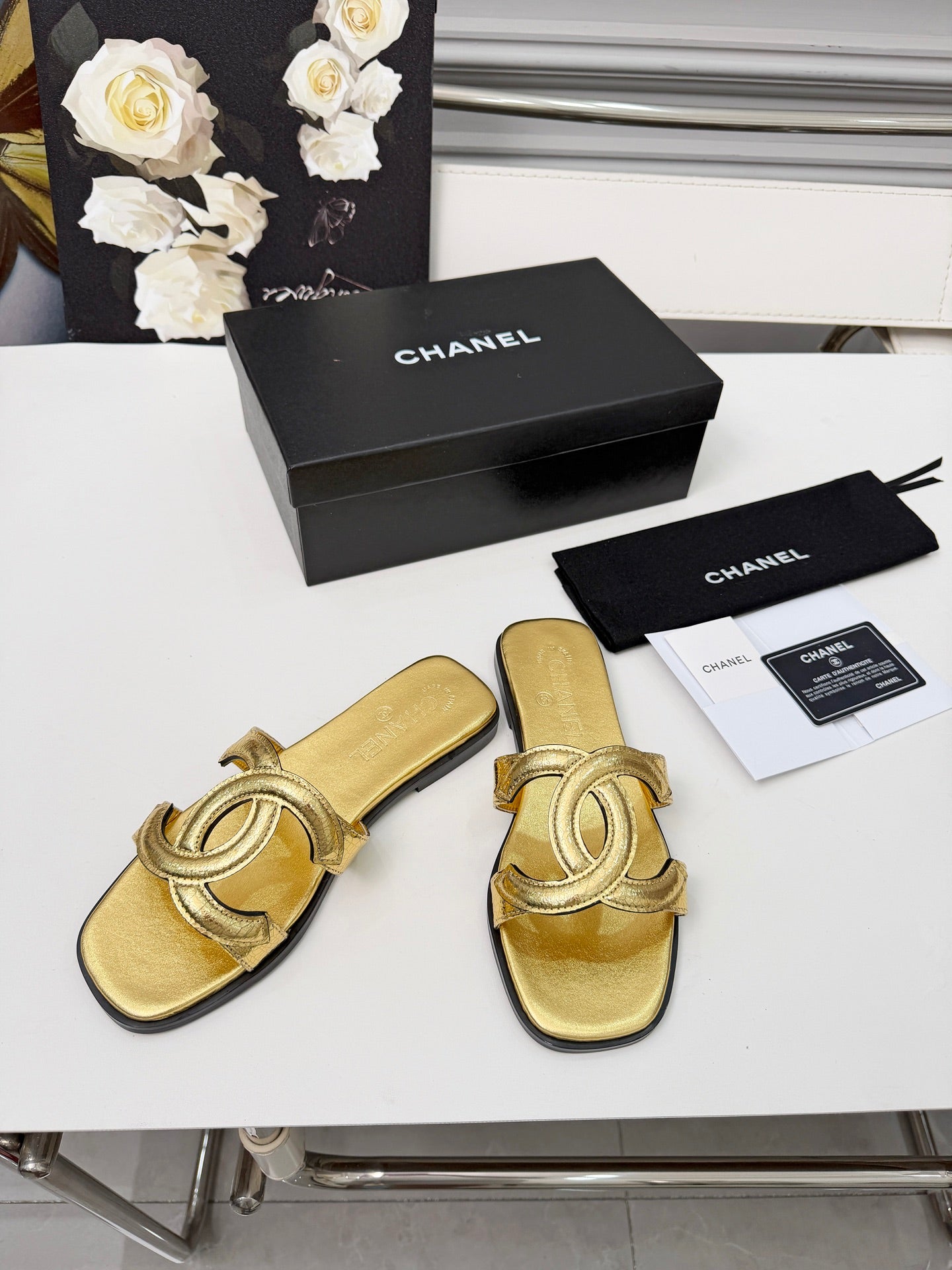 Chanel Double C Stitched Flat Sandals – 26S Collection