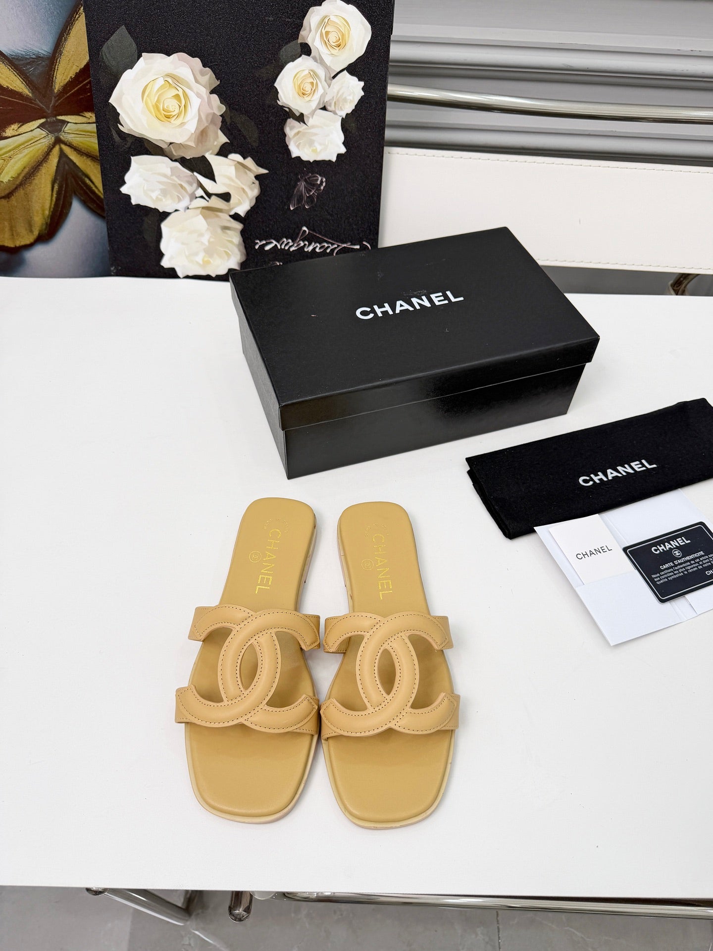 Chanel Double C Stitched Flat Sandals – 26S Collection