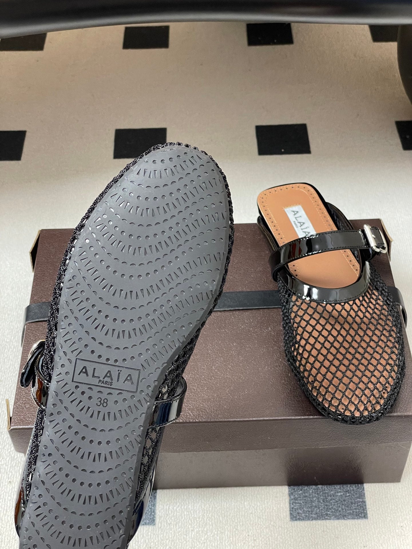 Alaïa Crystal Fishnet Ballet Mules – Spring/Summer Collection – 2026SS
