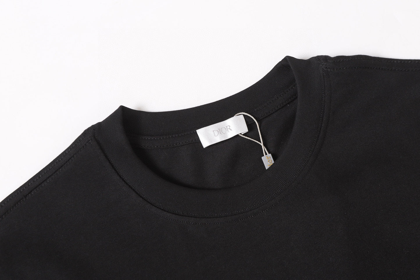 Dior Cursive Embroidered Letter Print T-Shirt – 26SS