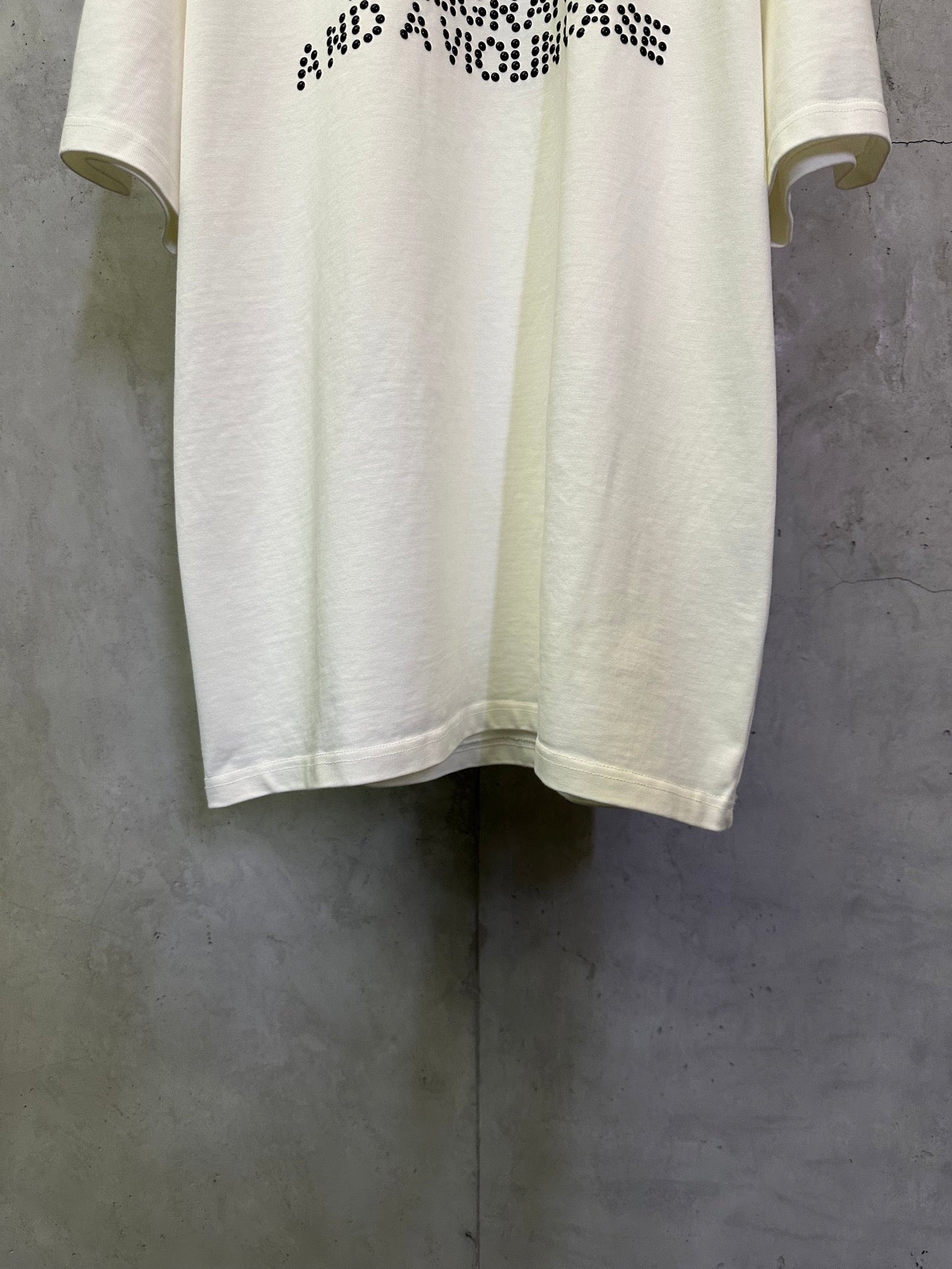 Louis Vuitton Pearl Logo Crewneck T-Shirt – 25SS