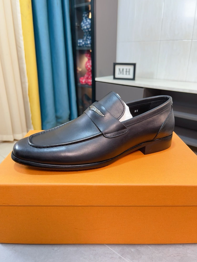 Tod's Embossed Leather Casual Loafers