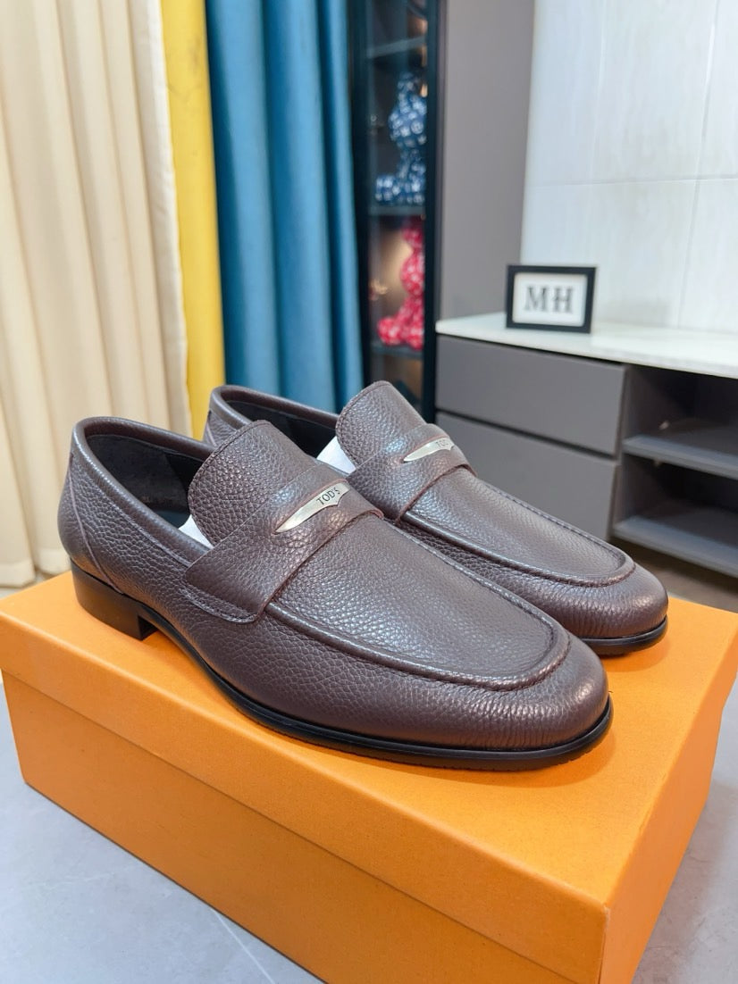 Tod's Embossed Leather Casual Loafers
