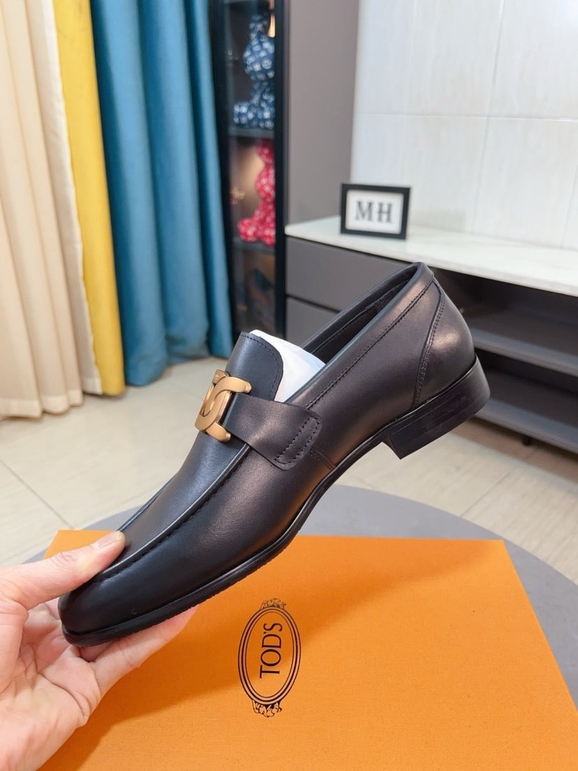 Tod's Embossed Leather Casual Loafers