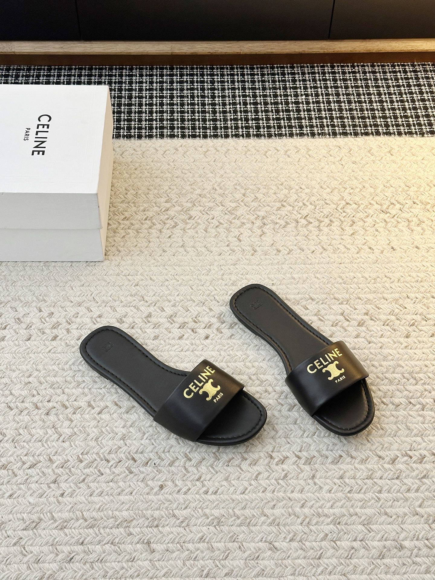 Celine Minimalist Triomphe Flat Sandals – Summer Collection