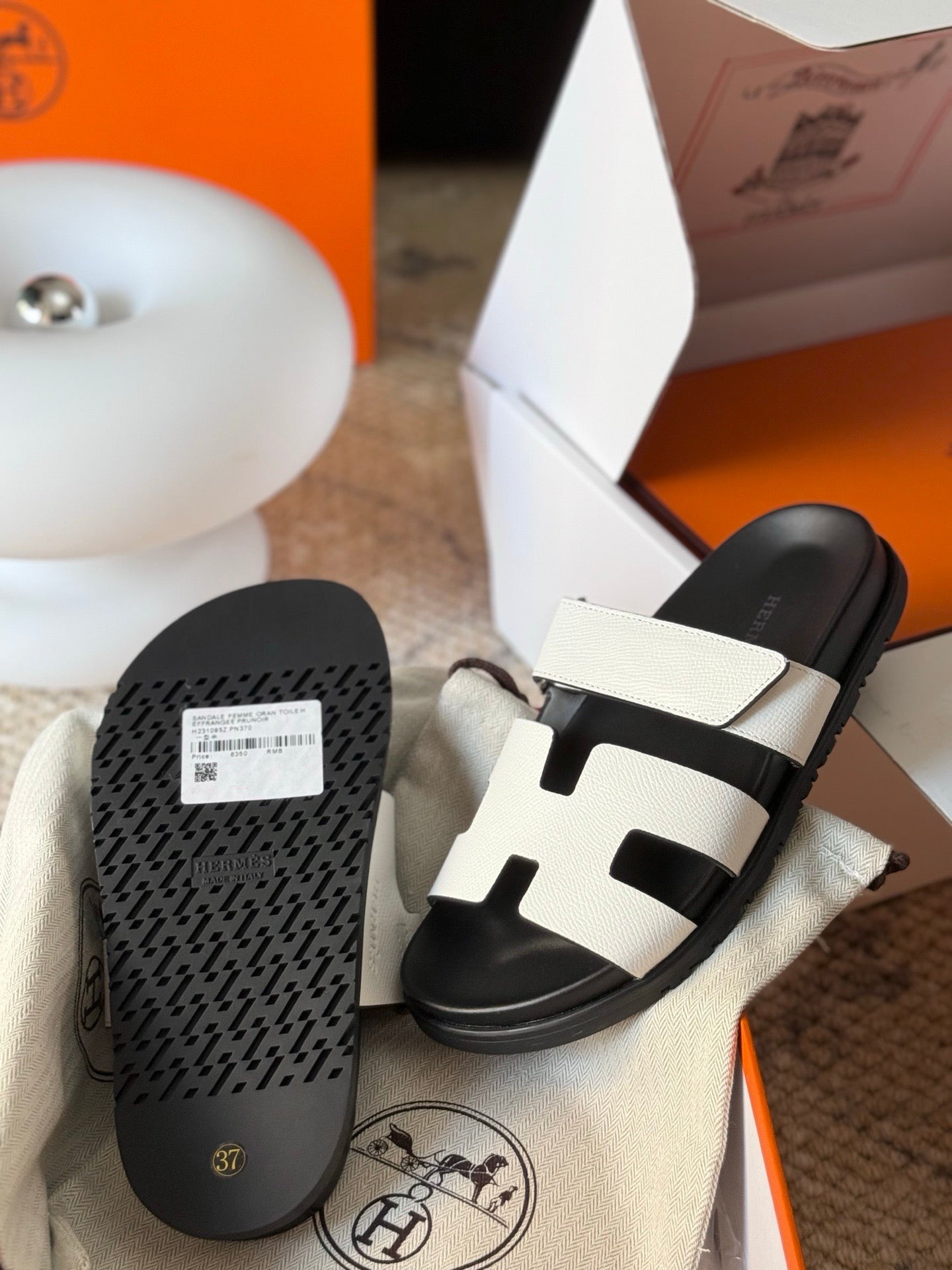 Hermès Chypre Leather Sandals
