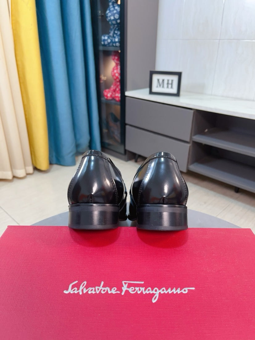 Ferragamo Leather Business Slip-On Loafers