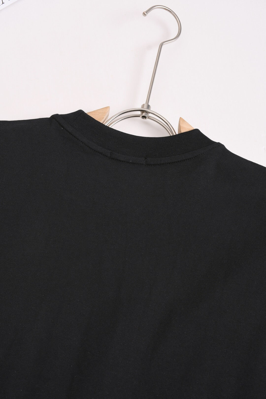 Moncler Classic Pocket Logo T-Shirt – 2026SS