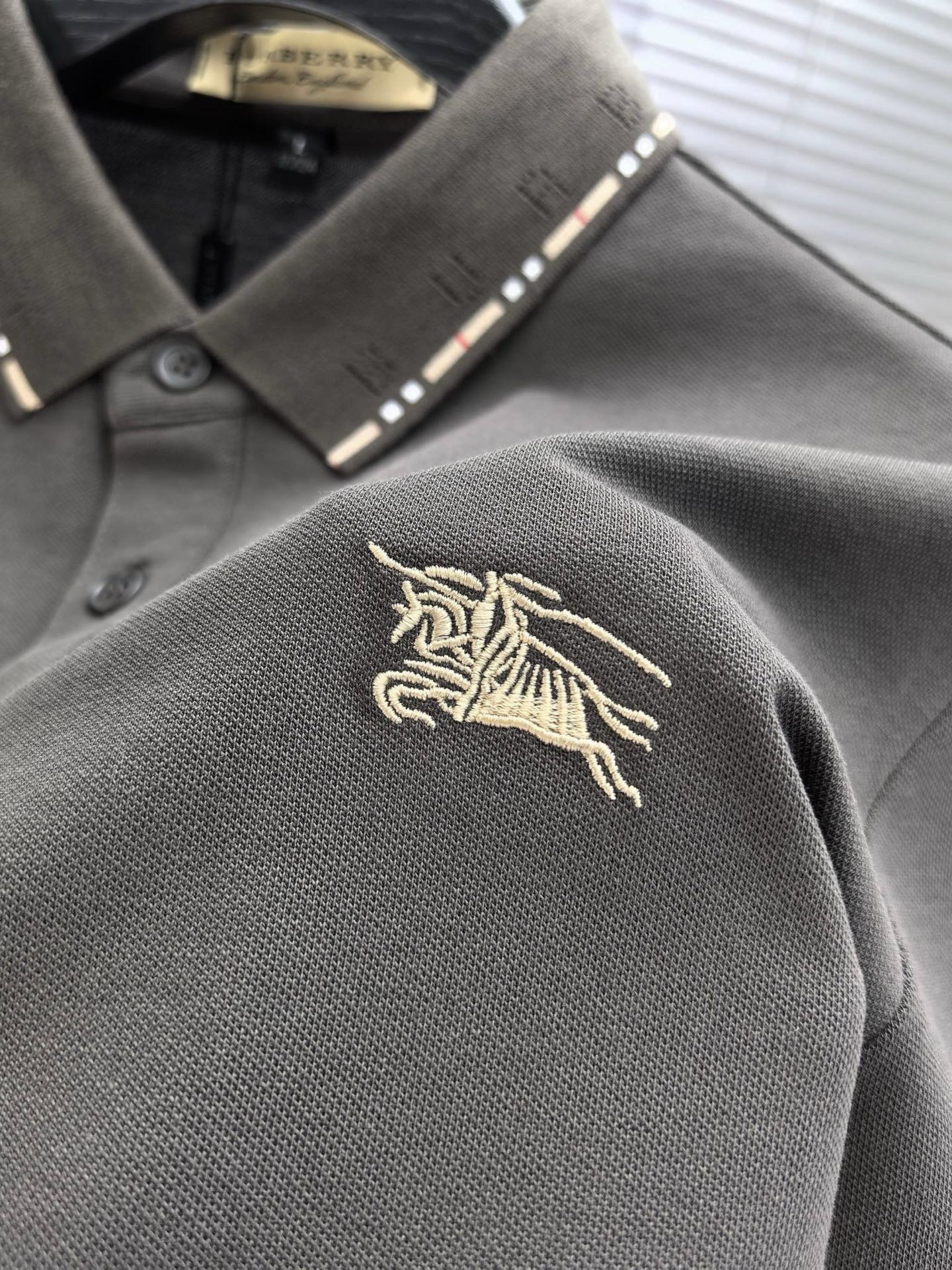 Burberry Embroidered Logo Piqué Cotton Polo Shirt – 2026SS