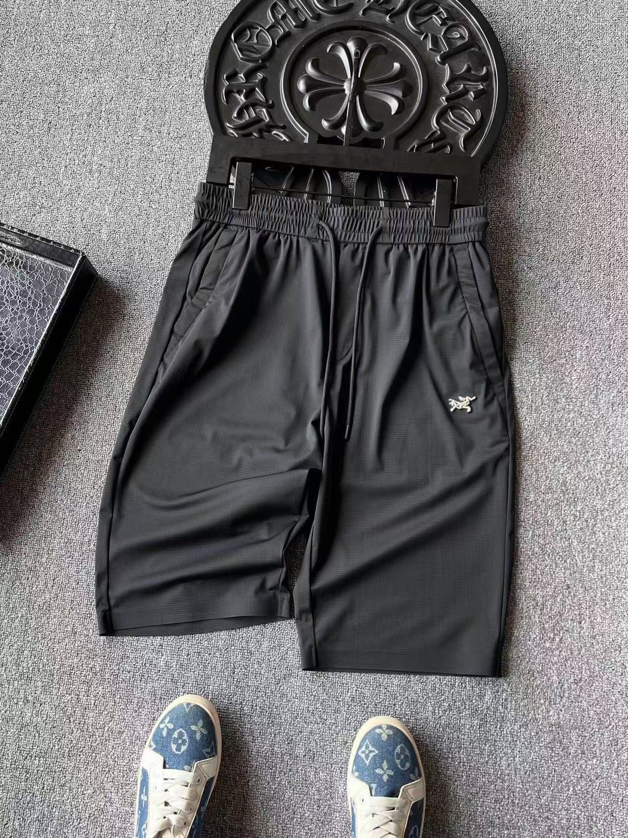 Arc'teryx Seamless Luxury Shorts