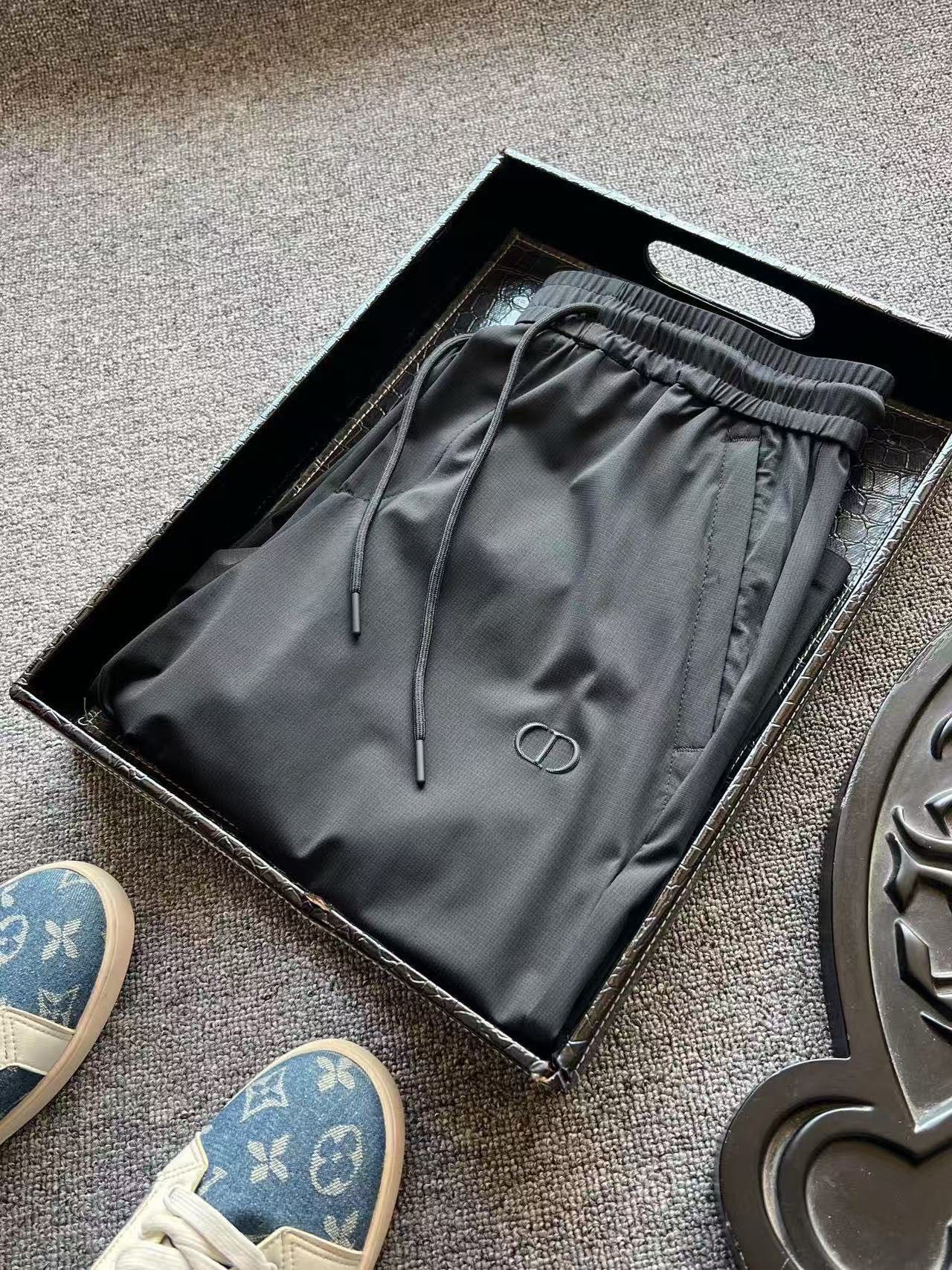 Dior CD Logo Seamless Tech Shorts – 2025