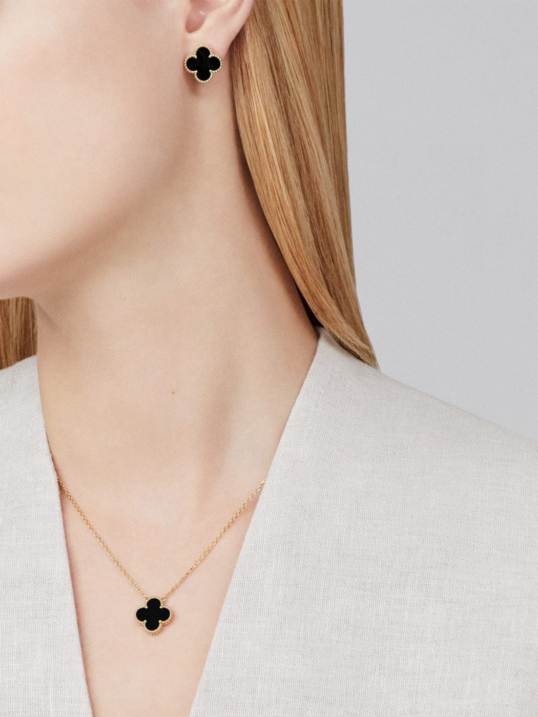 Van Cleef & Arpels Vintage Alhambra Pendant Necklace