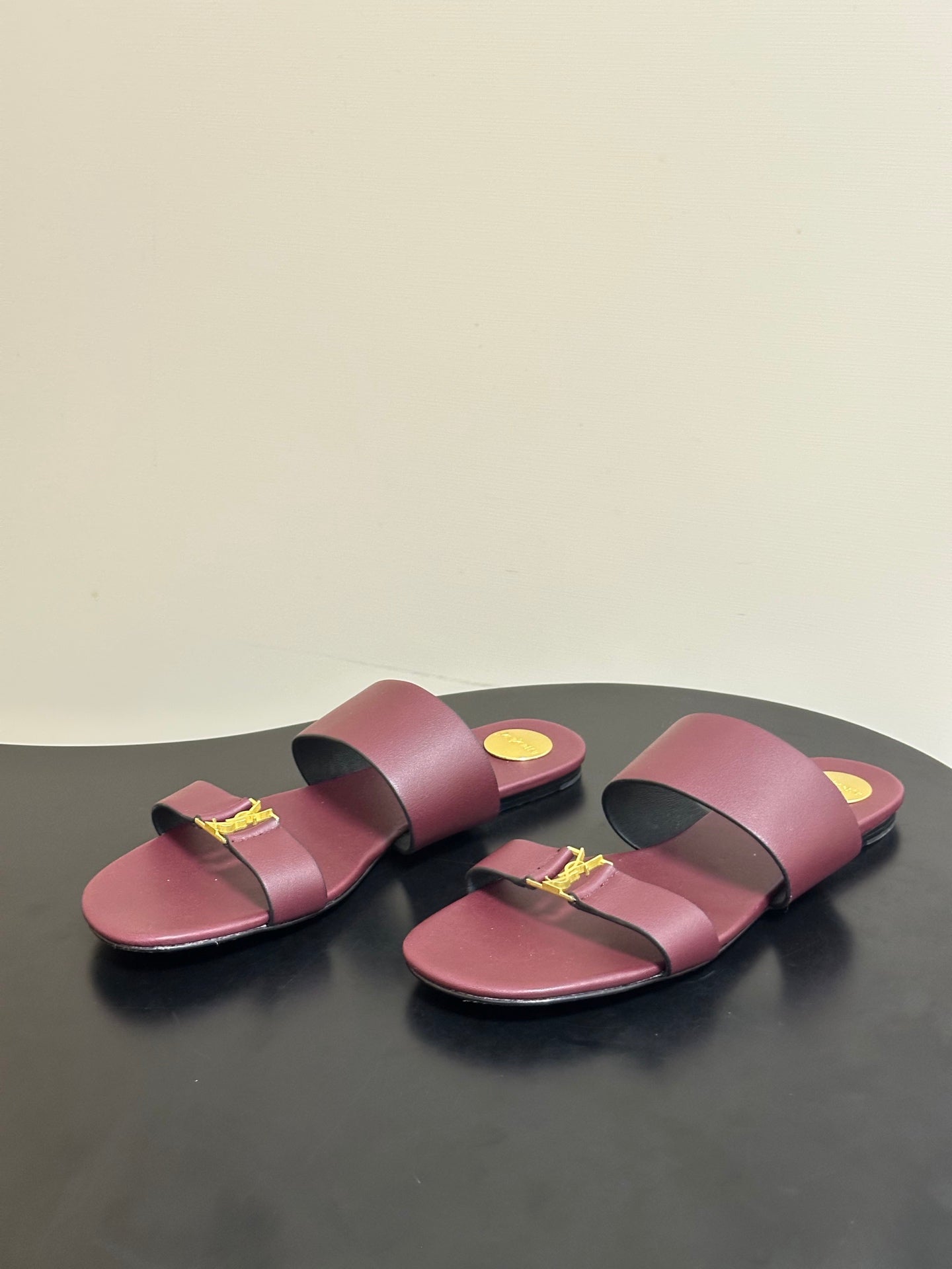Saint Laurent Classic Letter Buckle Flat Sandals – 26S Collection