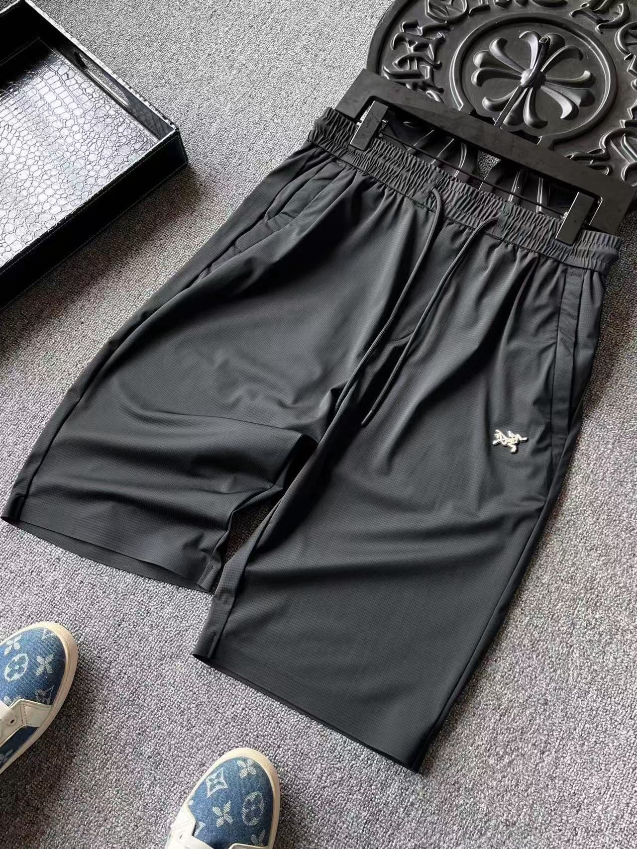 Arc'teryx Seamless Luxury Shorts