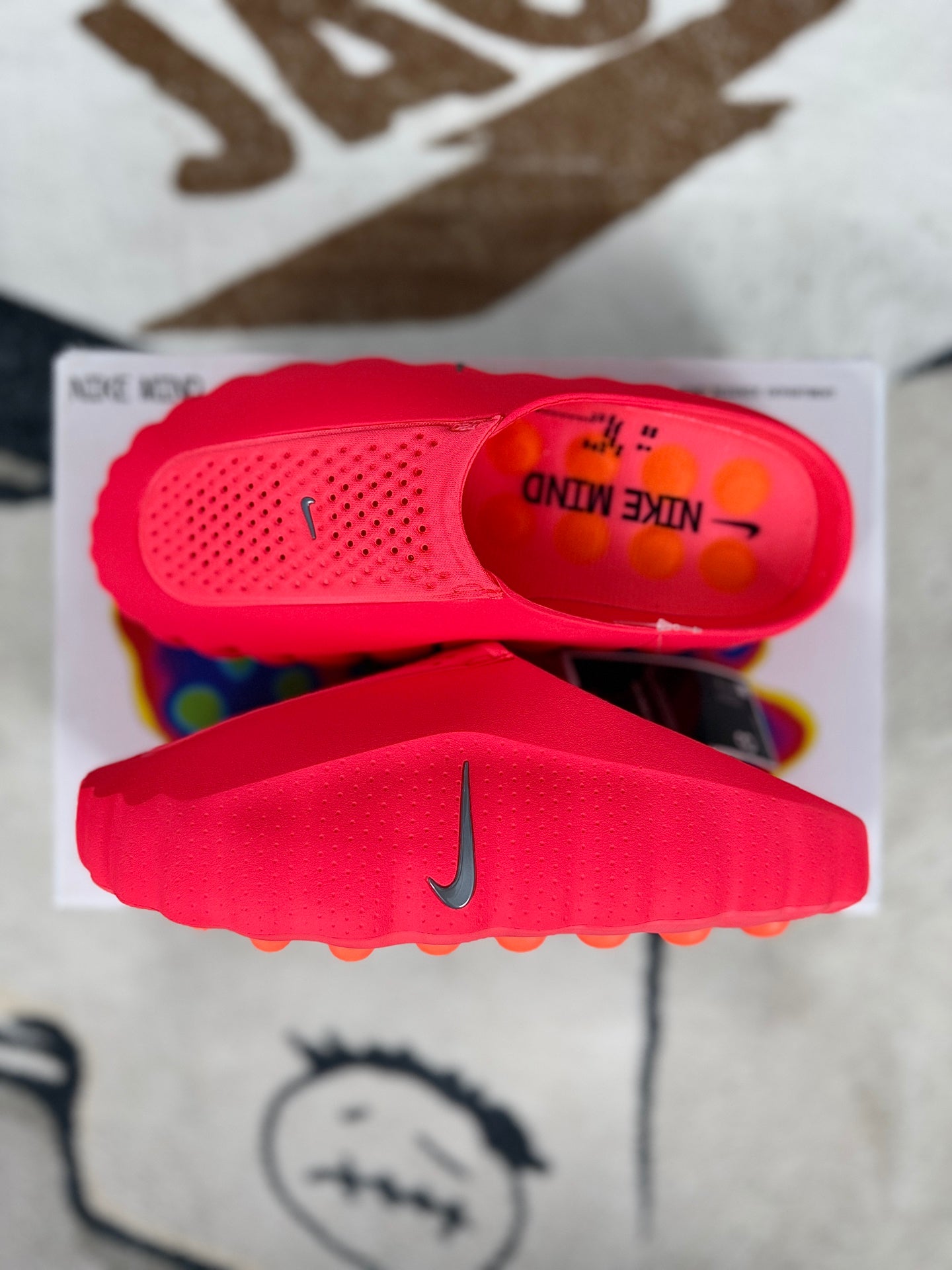 Nike Mind 001 Tech Closed-Toe Slippers