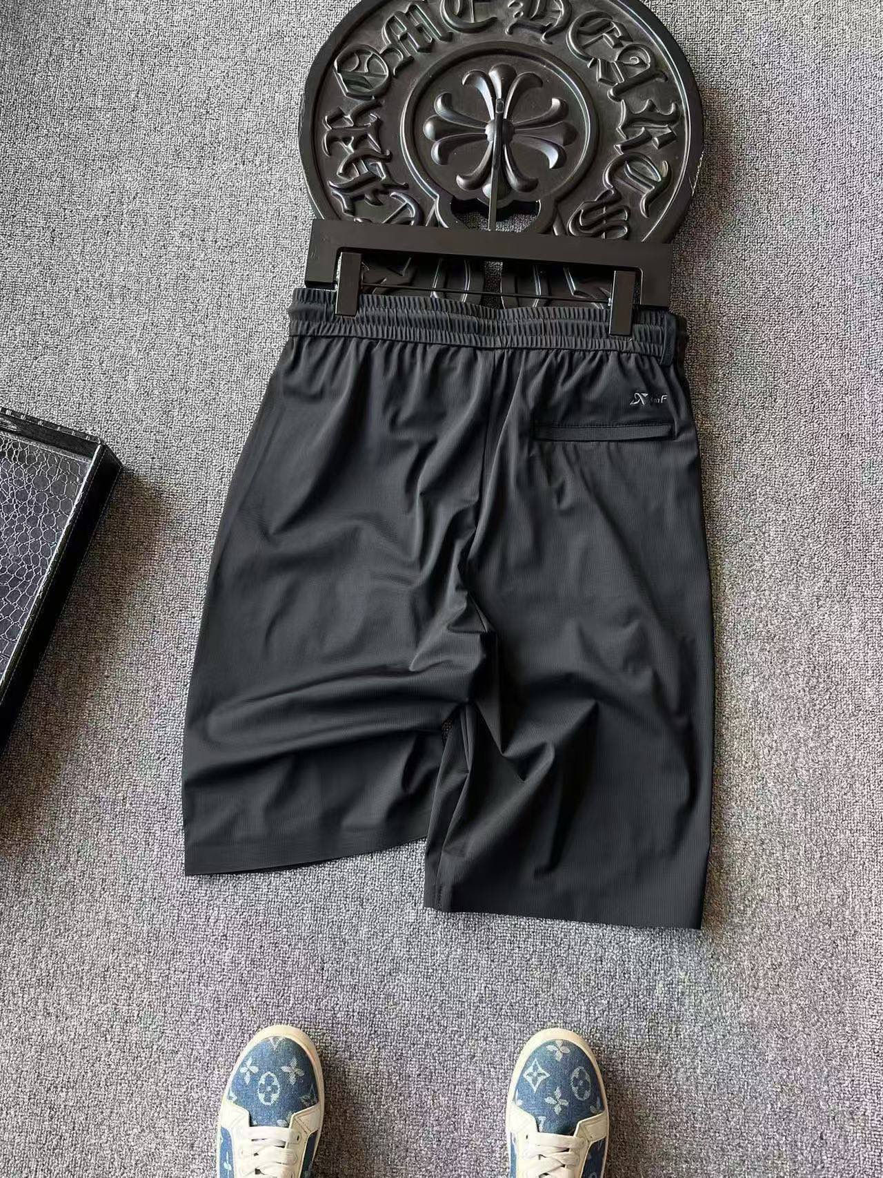 Dior CD Logo Seamless Tech Shorts – 2025