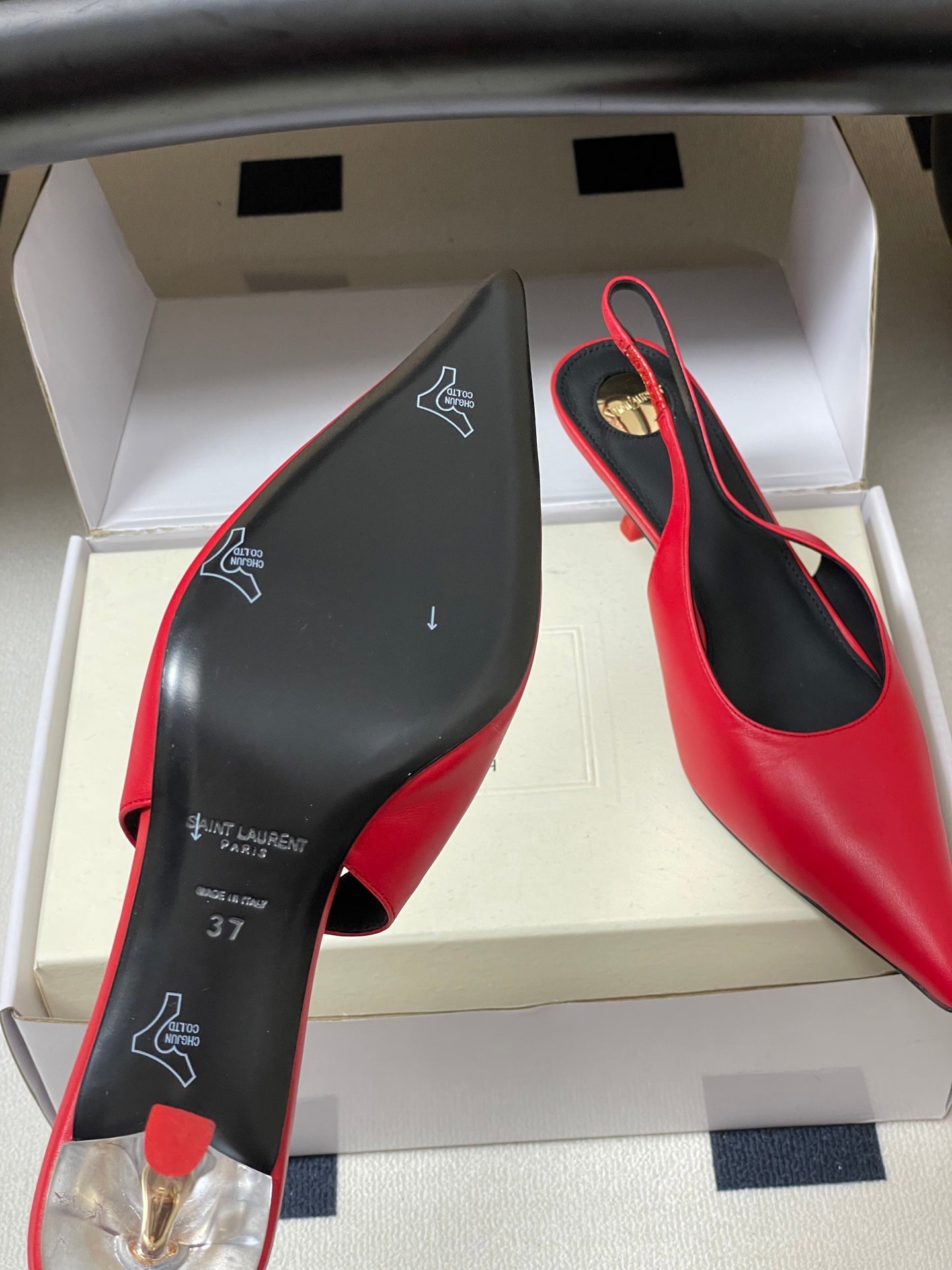 Saint Laurent Pointed-Toe Kitten Heel Slingbacks – 26SS
