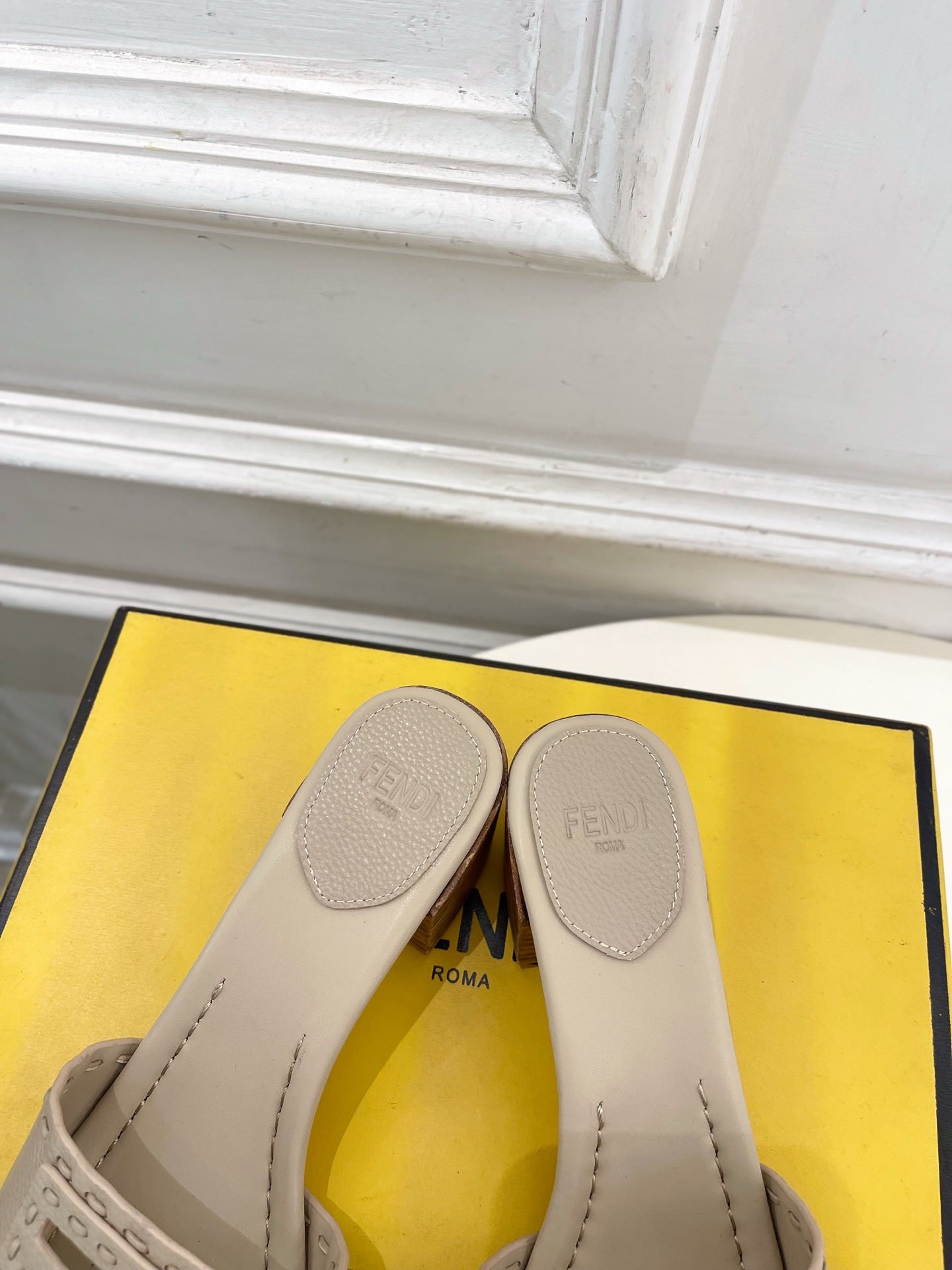 Fendi Cut-Out Chunky Heel Sandals – Spring/Summer Collection – 2026SS