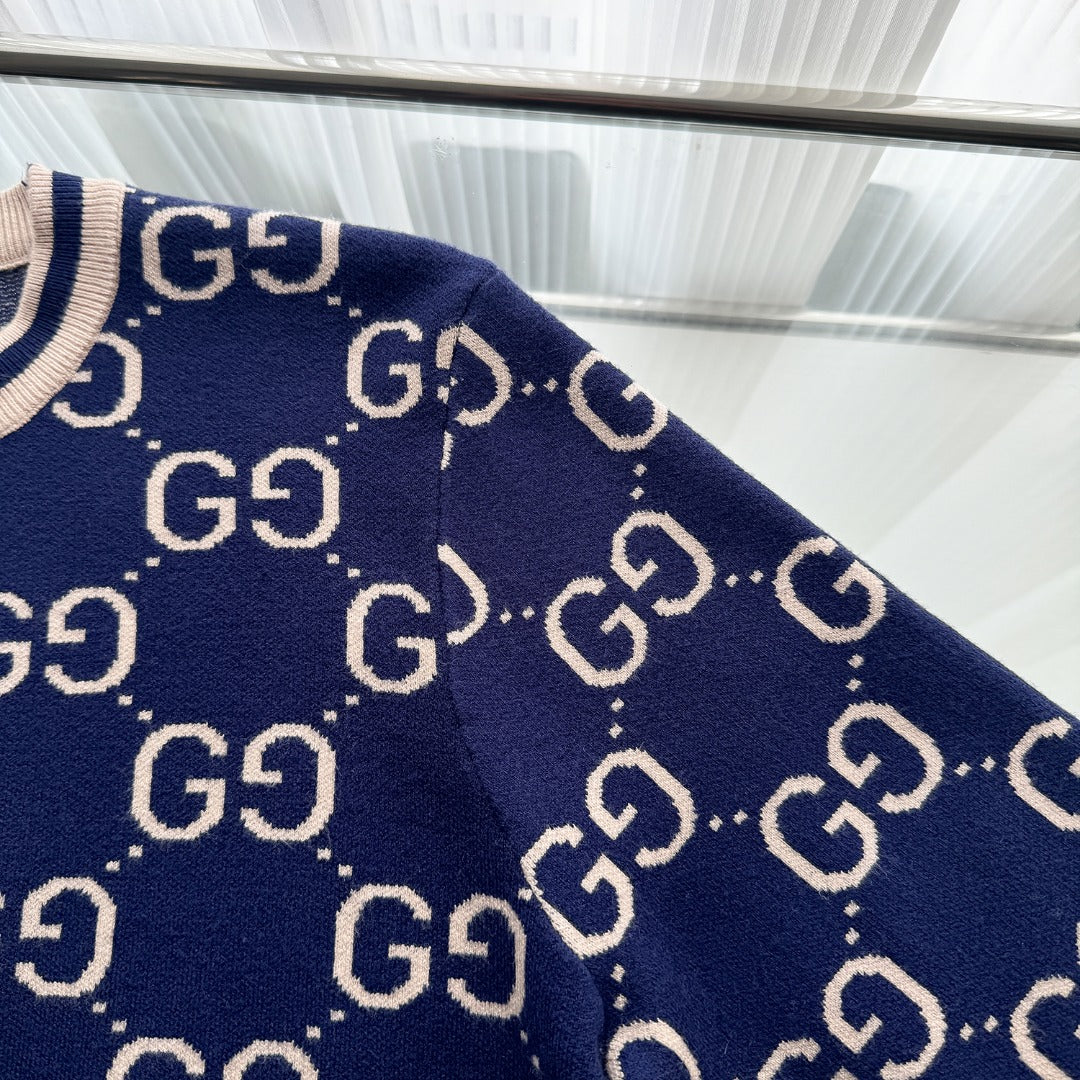 Gucci Full Print Logo Crewneck Sweater – Autumn/Winter Collection