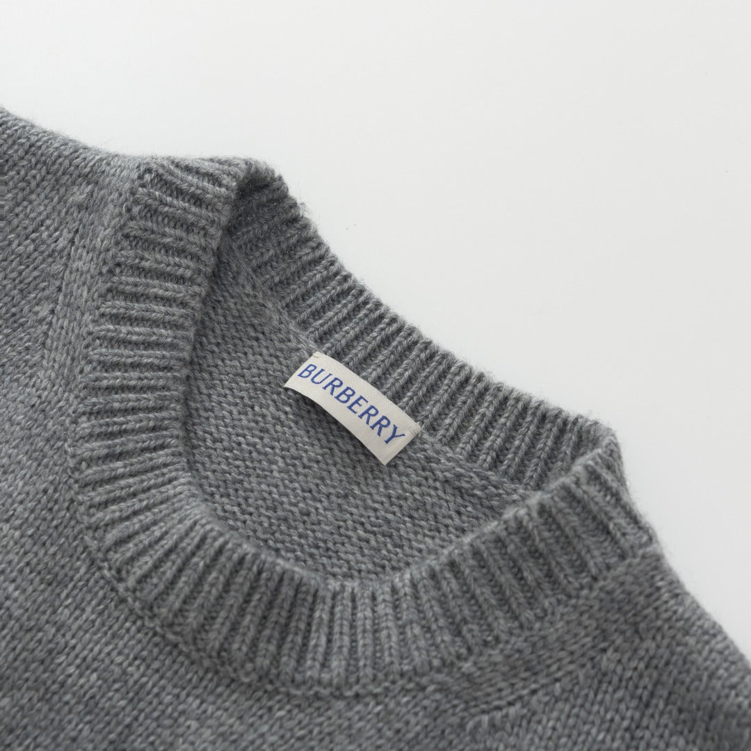 Burberry Equestrian Knight Logo Cashmere Blend Knit Sweater – 25SS