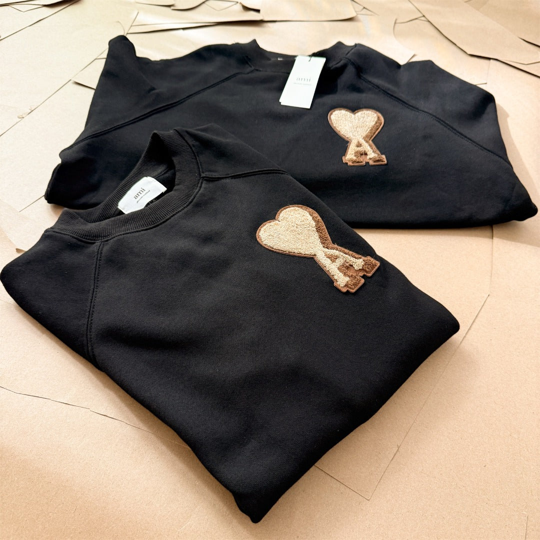 AMI Paris Terry Heart Boxy Sweatshirt – 25FW