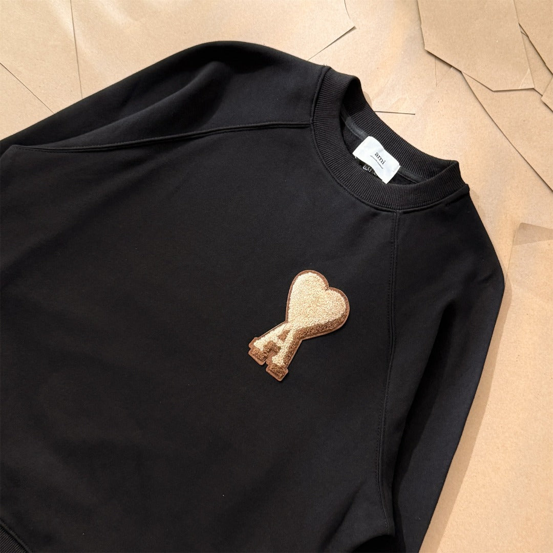 AMI Paris Terry Heart Boxy Sweatshirt – 25FW