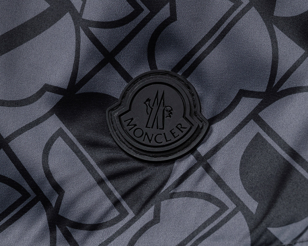 Moncler Premium Mesh-Lined Swim Trunks – Spring/Summer Collection – 2026SS