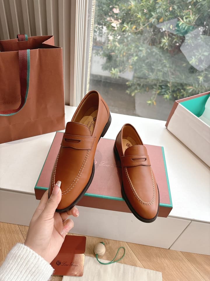 Loro Piana Classic Loafers in Burgundy Leather