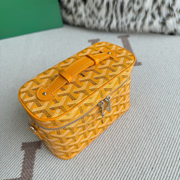 Goyard Muse Mini Vanity Case in Bright Orange Goyardine