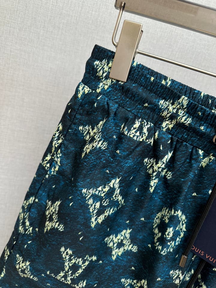 Louis Vuitton Men's Casual Beach Shorts – 2025SS in Grey Abstract Floral