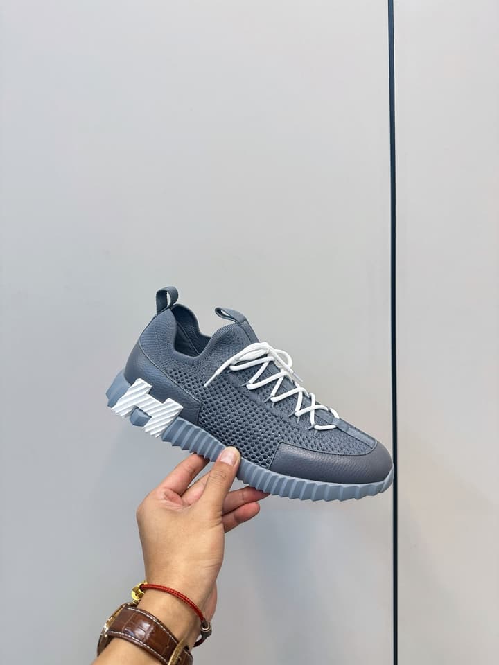 Hermes Classic Couple's Casual Sneakers in Light Beige