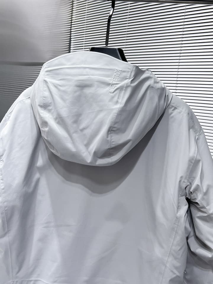 Arc'teryx Classic Hard Shell Down Ski Jacket in Dark Gray Shell