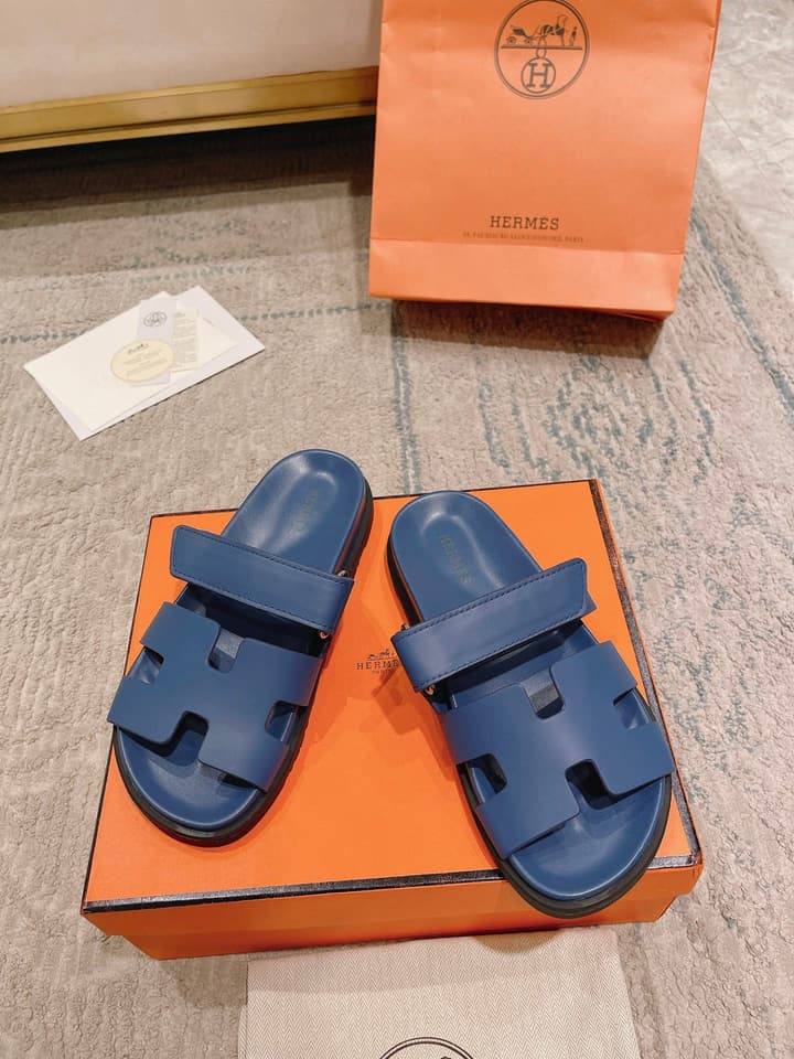 Hermès Chypre Slides – 2023SS Collection in Black And White