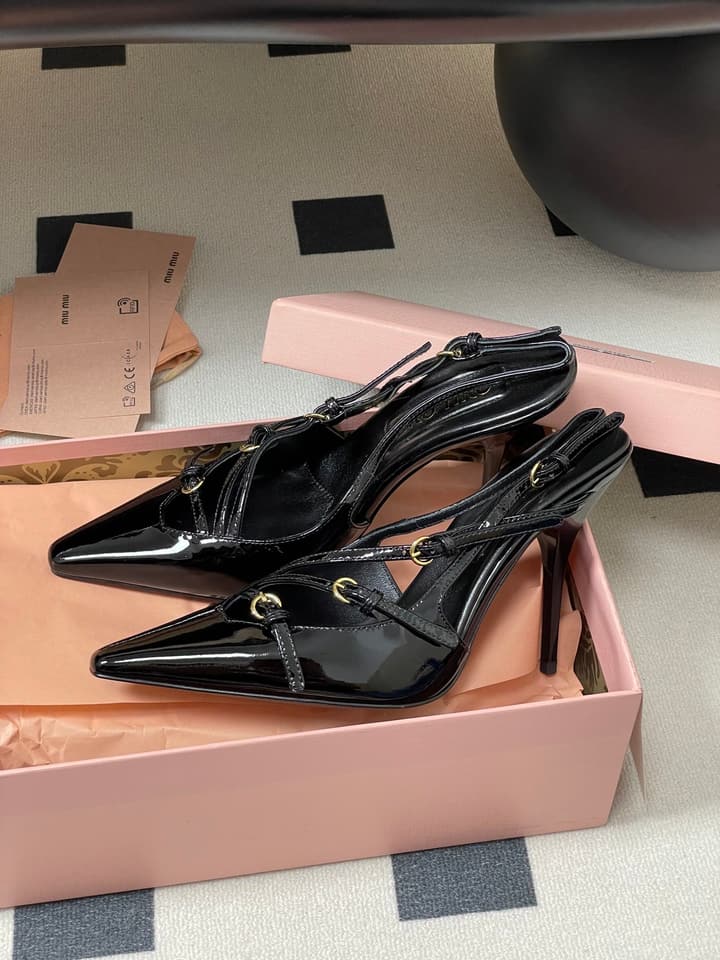 Miu Miu Pointed-Toe Kitten Heel Slingback Sandals – 25SS