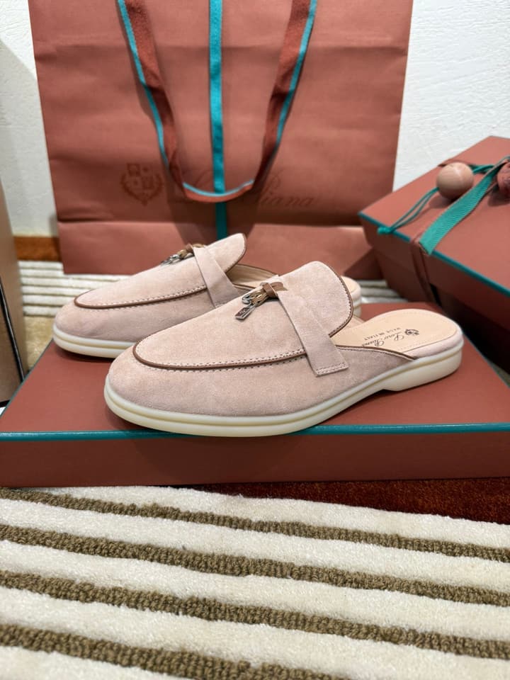 Loro Piana Women's Mules in Pale Beige Suede