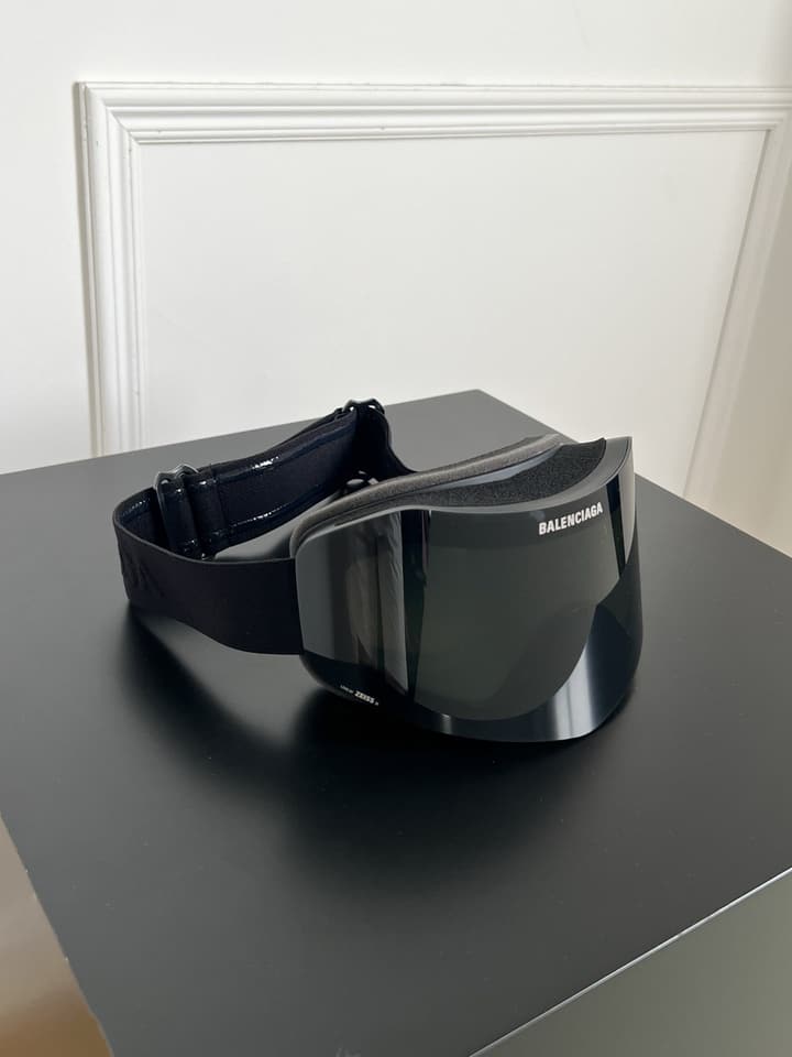 Balenciaga Black Ski Goggles in Black Goggles
