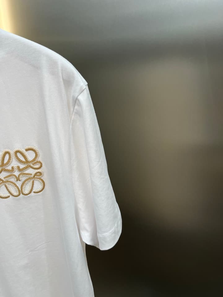 Loewe Double Vine Embroidered Crewneck T-Shirt in Black
